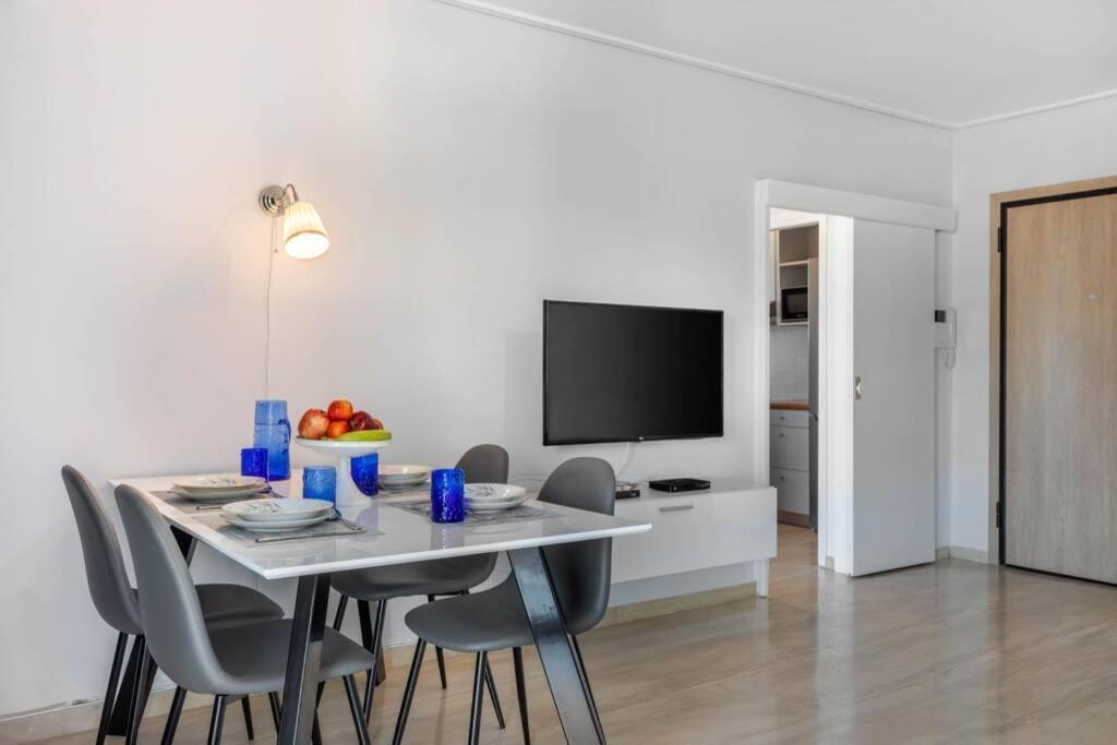 Four Seasons Sea View Apartment أثينا المظهر الخارجي الصورة