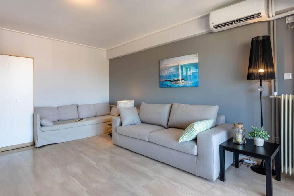 Four Seasons Sea View Apartment أثينا المظهر الخارجي الصورة